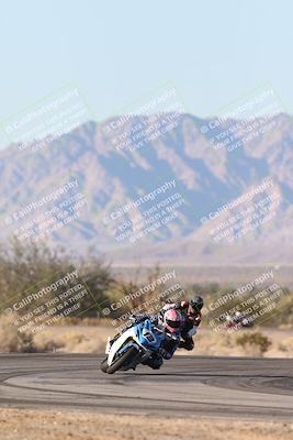 media/Dec-07-2025-CVMA (Sun) [[3e7d2de5dc]]/Race 16-Formula Middleweight/